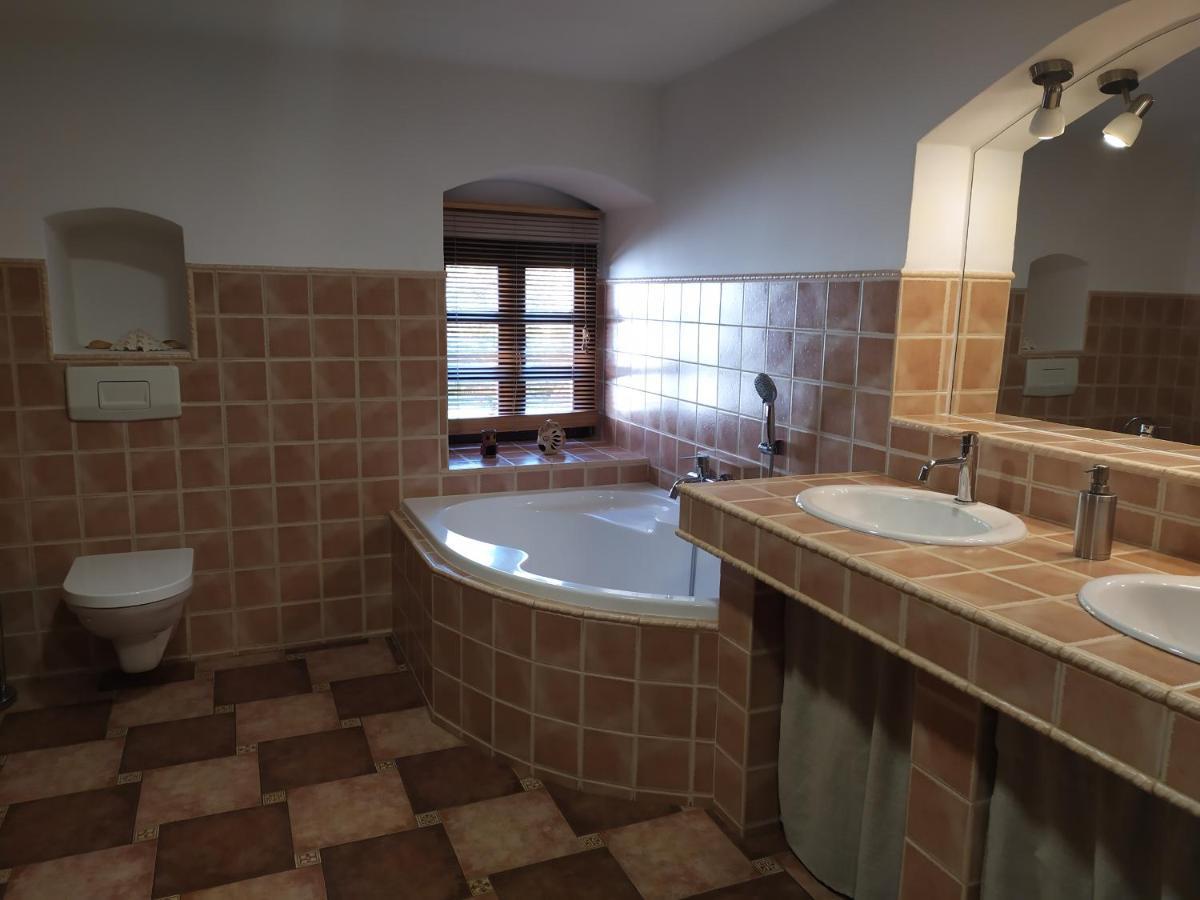 Forest Rustic Apartment Brdy Vesin Exteriör bild